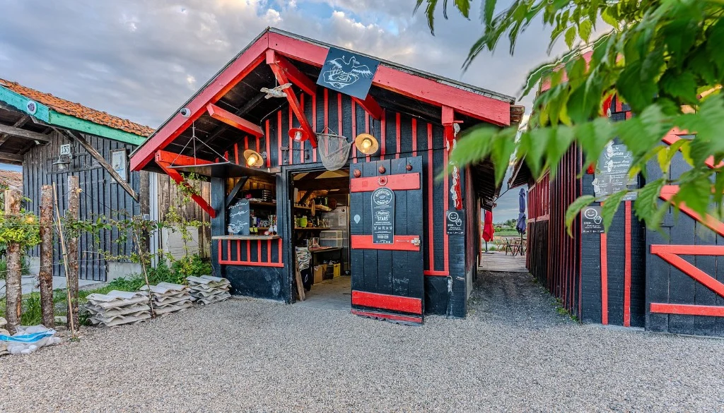 Cabane Dégustation By Cayouckette au Port de Larros